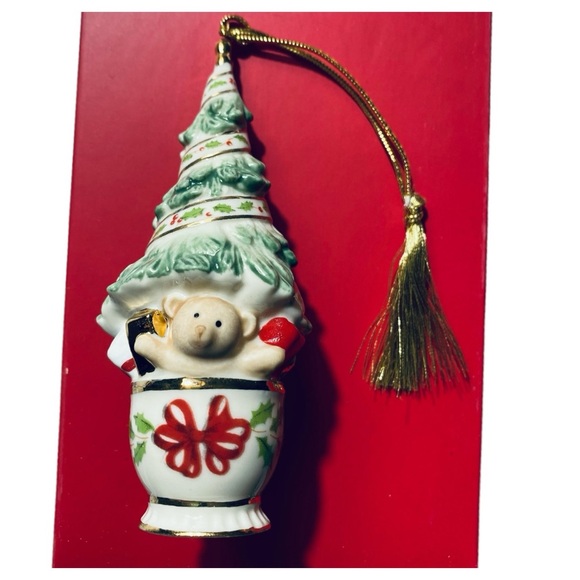 LENOX - BOXED LENOX HOLIDAY CHRISTMAS TREE ORNAMENT #6386007 BEAR HOLLY BERRY - Picture 7 of 7
